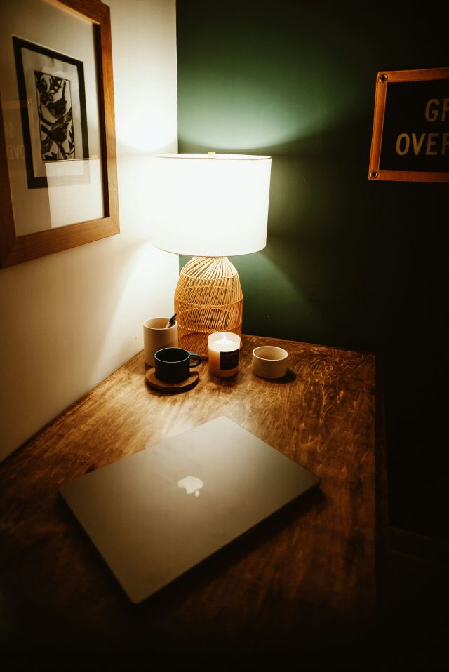 evan-wise-0ABOLMFuvGs-unsplash
